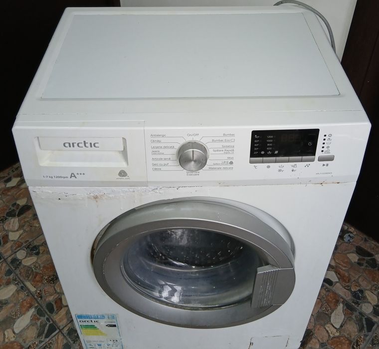Vand Masina de spalat Arctic frontala 1200 rpm 7 kg clasa A+++