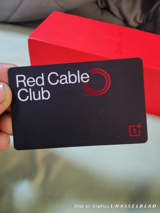 ONE PLUS 9PRO 5G. 8+8 128 GB