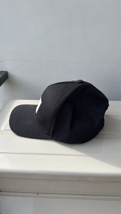 Шапка Karl Lagerfeld