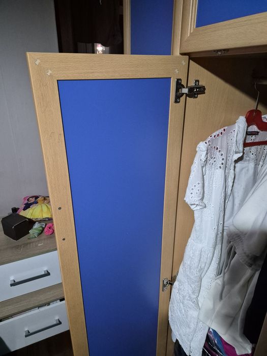 Гардероб за спалня