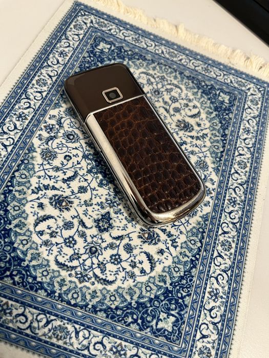 Nokia 8800 saphire art