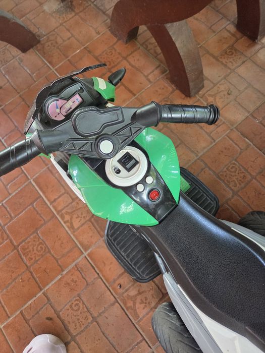 Motocicleta electrică copii