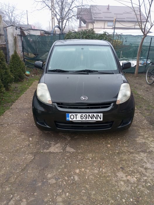 Vând Daihatsu sirion