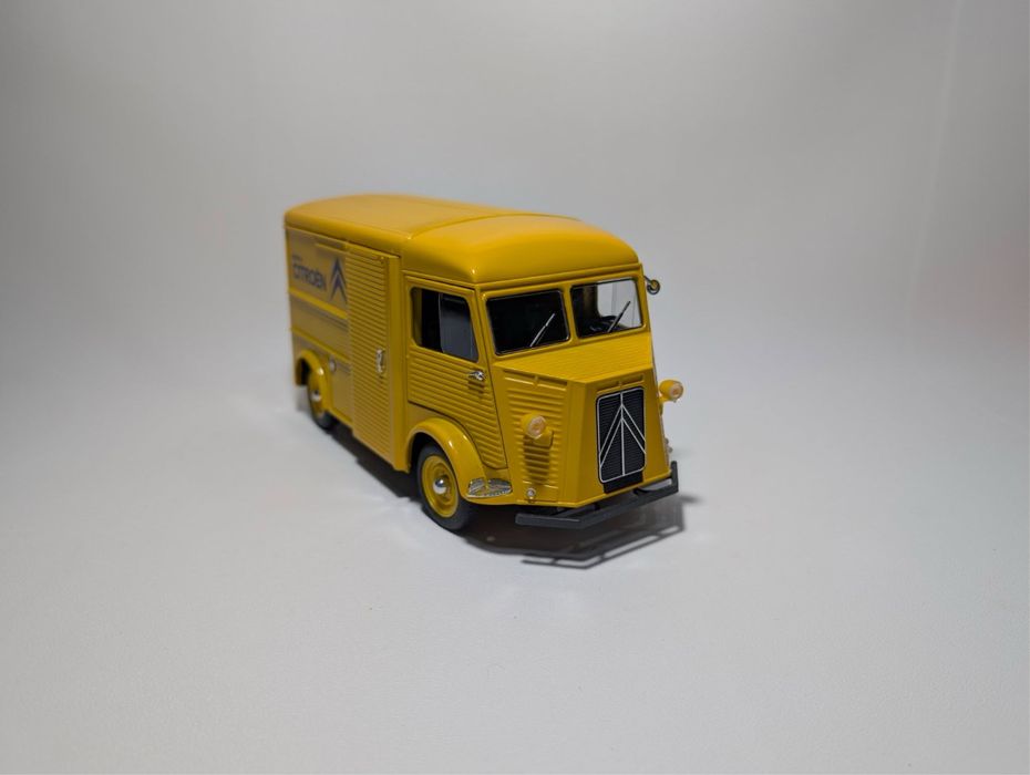 Macheta Solido 1:18, 1962 Citroen HY