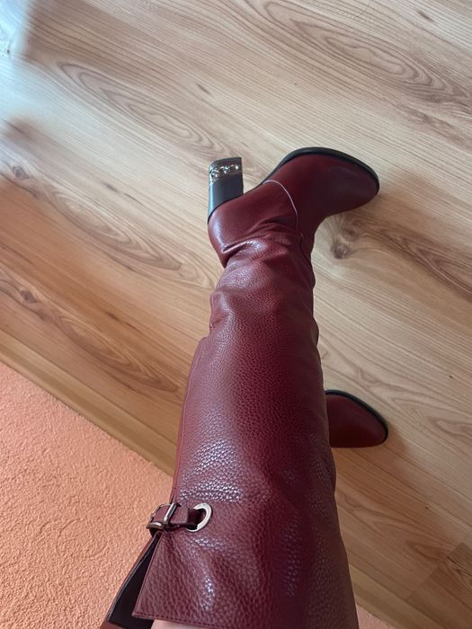 Кожени ботуши в бордо