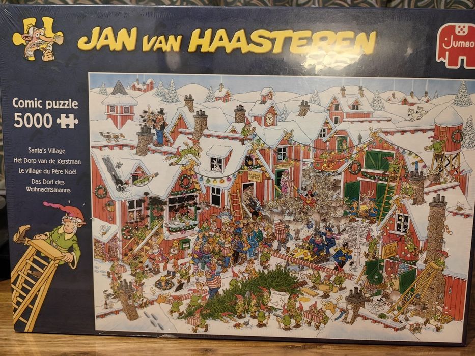 Пъзел Jumbo от 5000 части - Селцето на дядо Коледа Jan van Haastern