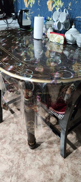 Продам стол со стульями