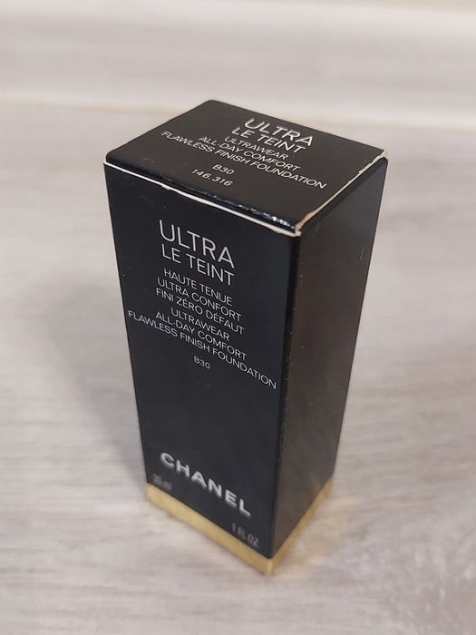 Фон дьо тен CHANEL B30