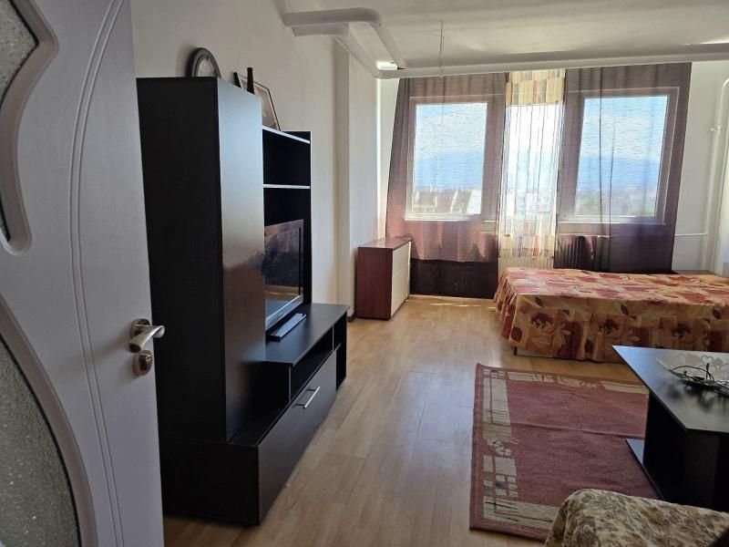 Дава се под наем Едностаен апартамент в София, Обеля 2 - 52 кв.м за 420 € - Снимка #2