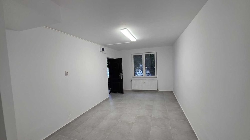 Spatiu Comercial de Inchiriat Sector 4