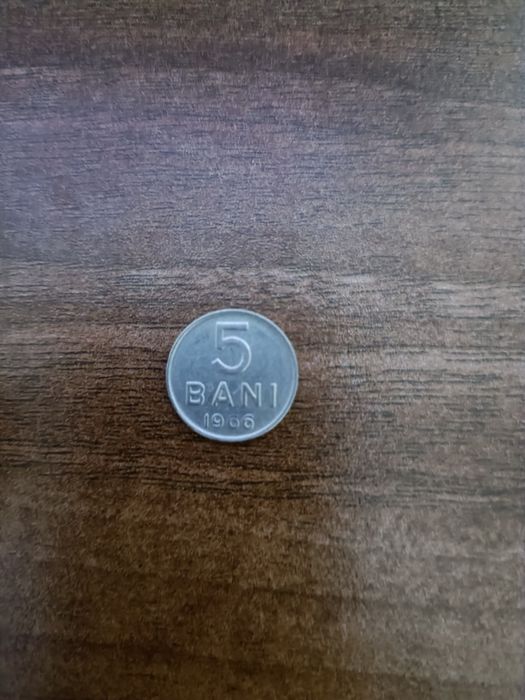 Vand monede vechi