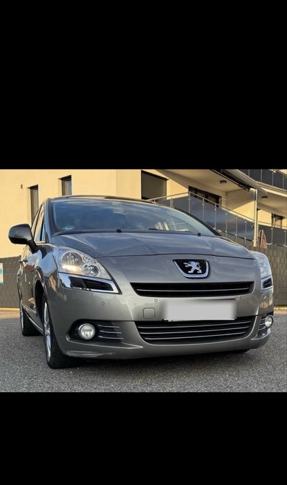 Vand Peugeot 5008