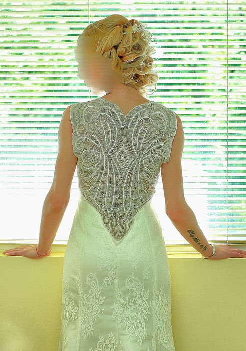 Уникална сватбена  рокля