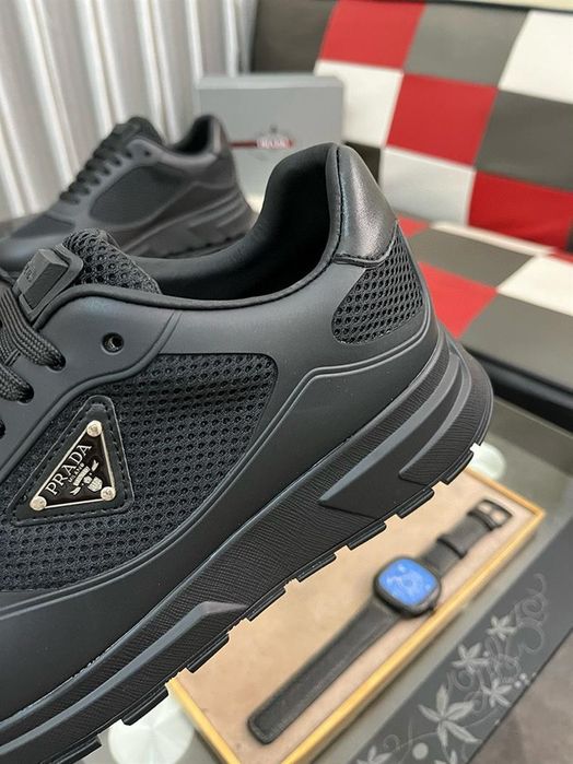 Кроссовки Prada Milano 43 размер