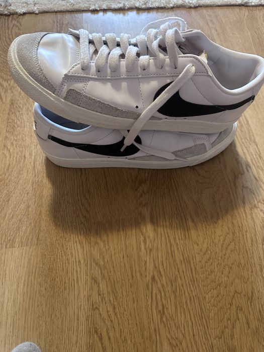 Nike blazer low
