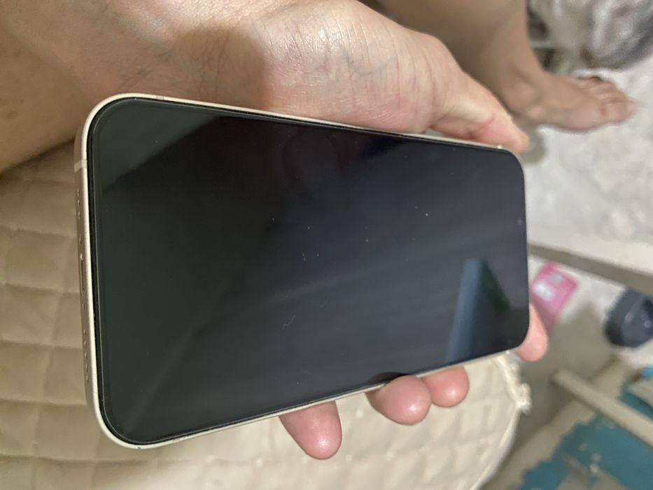 Iphone 13  продам