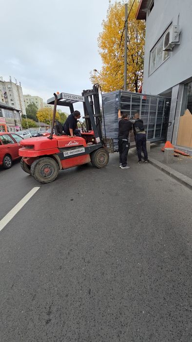 Inchiriez Stivuitoare de la 1.5 la 5T