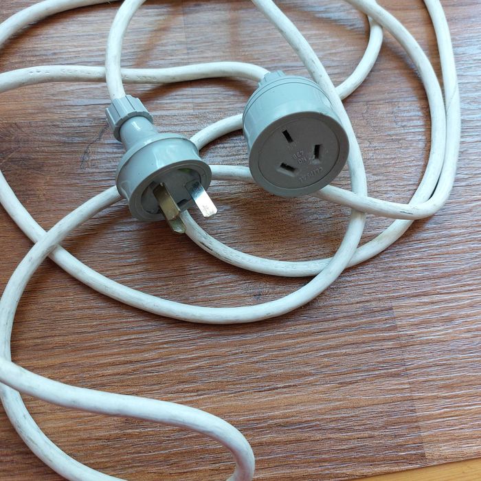 Удлинитель электрический импортный 2.5 м