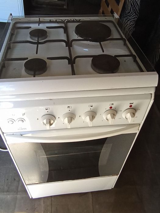 Продаю  газ плита