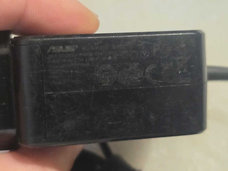 Incarcator pentru laptop Asus 19V 1.75A 33W AD890026 mufa 4.0 x 1.35mm