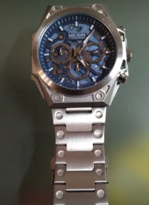 Продам наручные часы