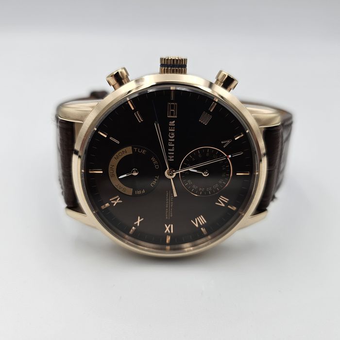 Amanet F28: Ceas Tommy Hilfinger [p]