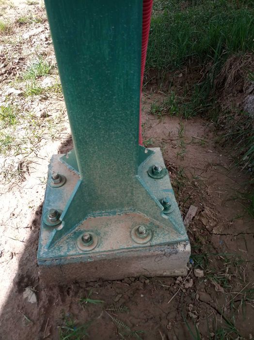 Traker solar pentru panouri fotovoltaice