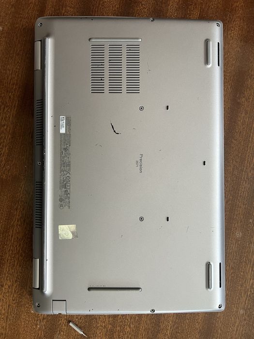 Dell Precision 3571