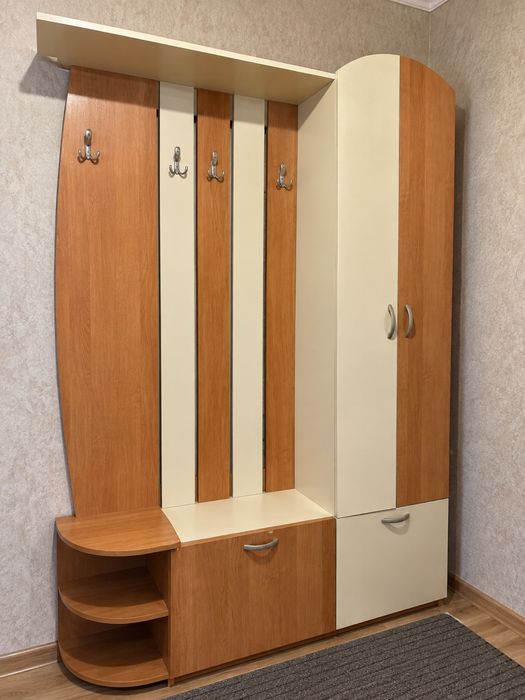 Шкаф, кровать, тумба