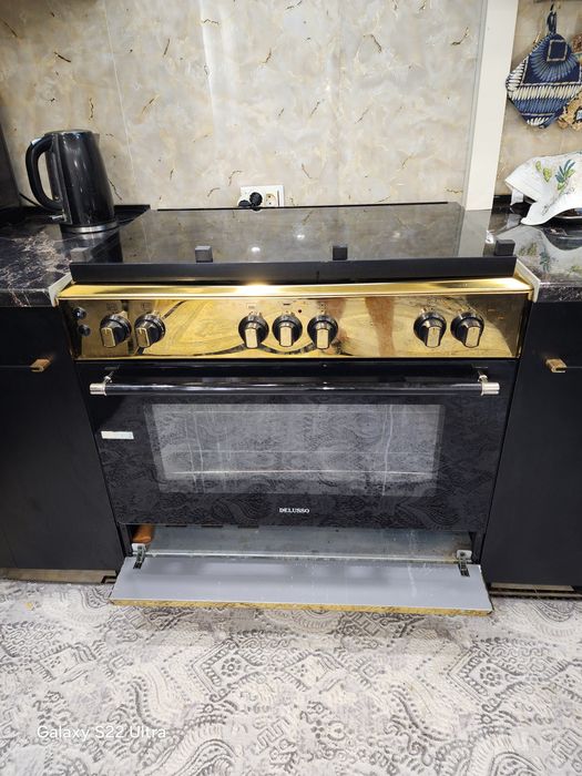 Газовая плита. Делиссимо. 90см.