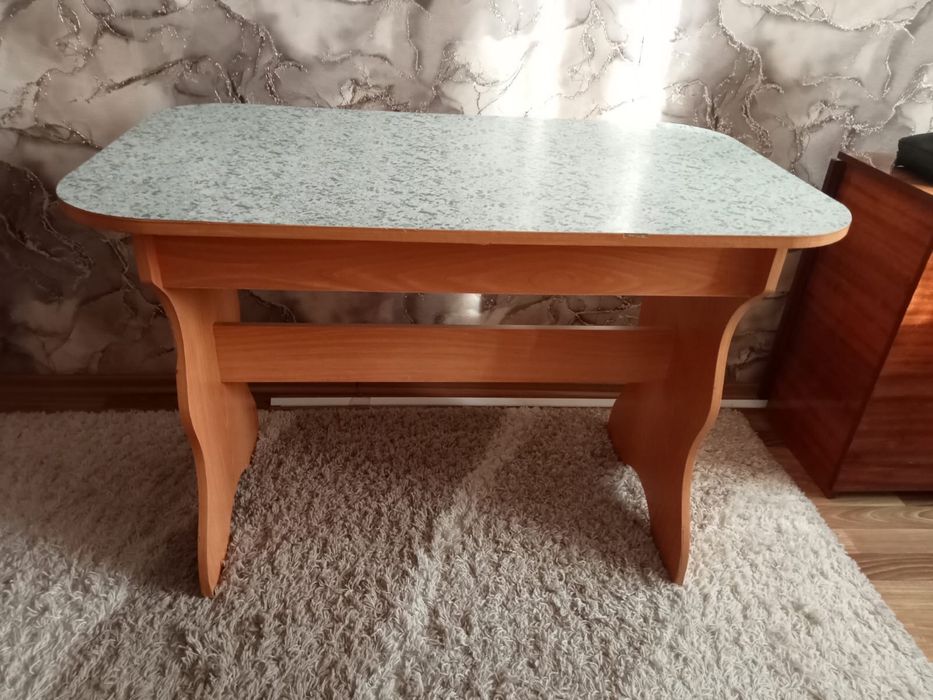 Продам обеденную зону