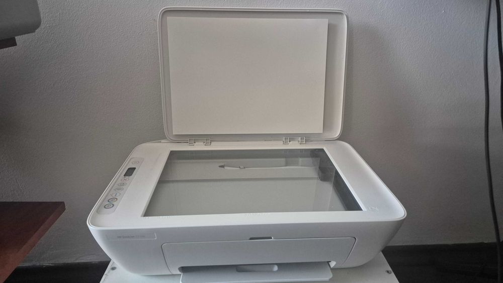 Imprimanta HP Deskjet 2710e