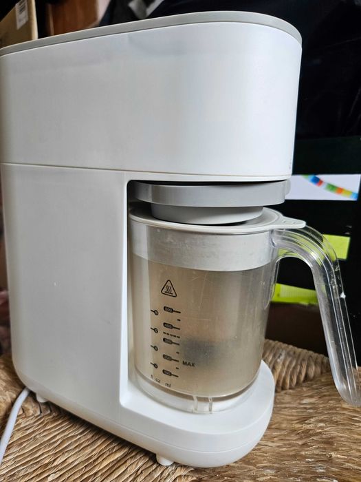 Tommy tippee уред за готвене на пара