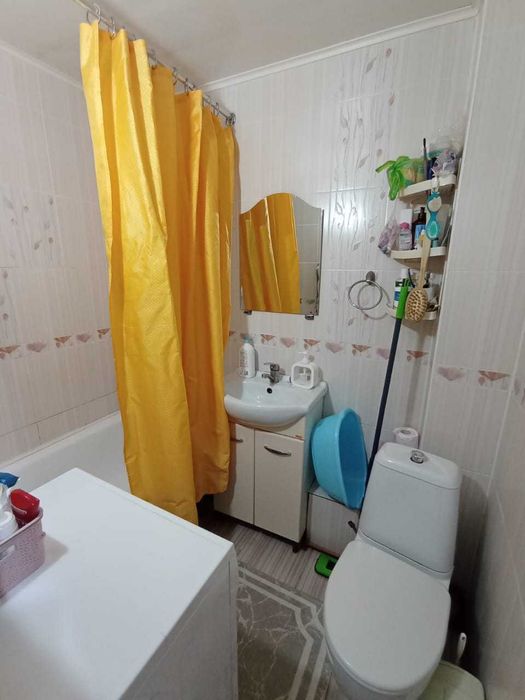 Продам 2 комн. квартиру в г.Уральск