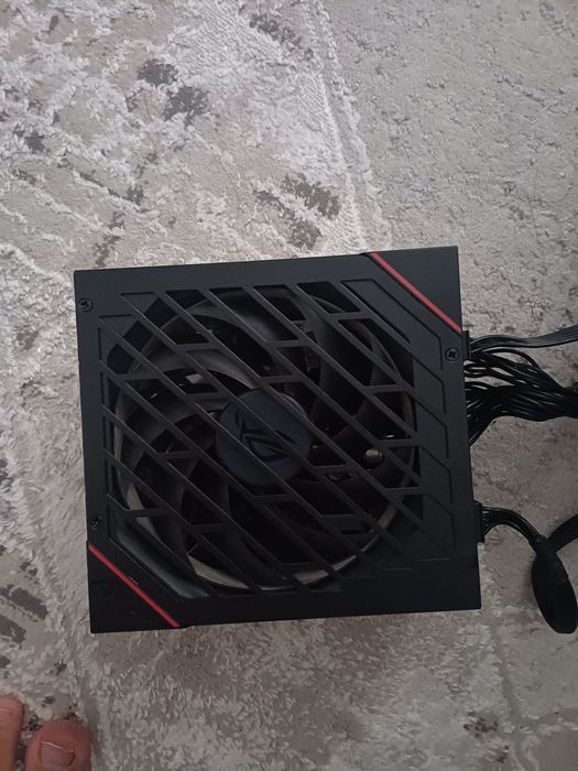 Asus rog strix 550w