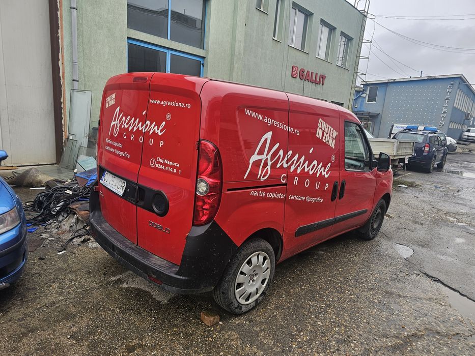 Vând Fiat doblo 2013 1.3