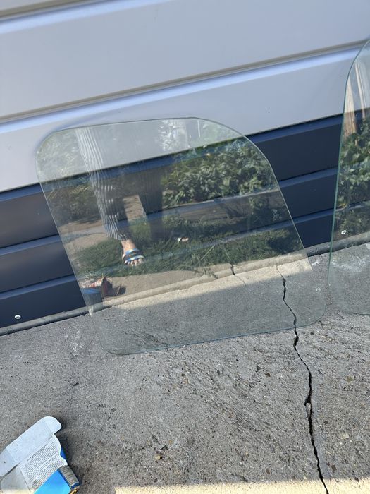 Продам стекло на трактор МТЗ50