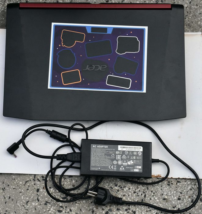 Лаптоп за части Acer Nitro 5 N17C1 - 515-51-59YV с рам и захранване