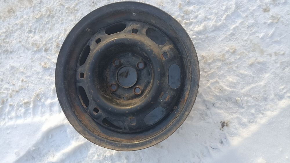 Продам диск на 14 бескамерный