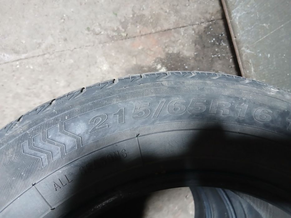 Продам шины летние  215/65 R 16