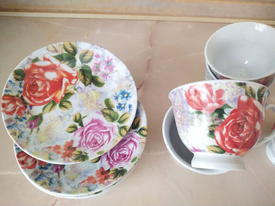 Продаю чайный набор .