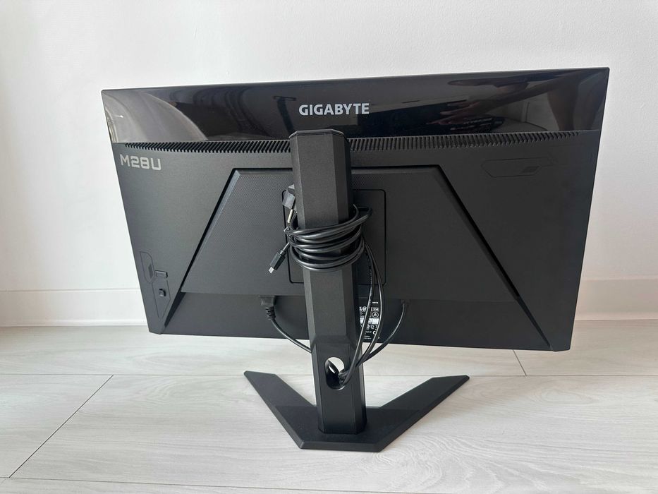 Monitor Gigabyte M28U, 4K, 28", 144Hz, 1ms