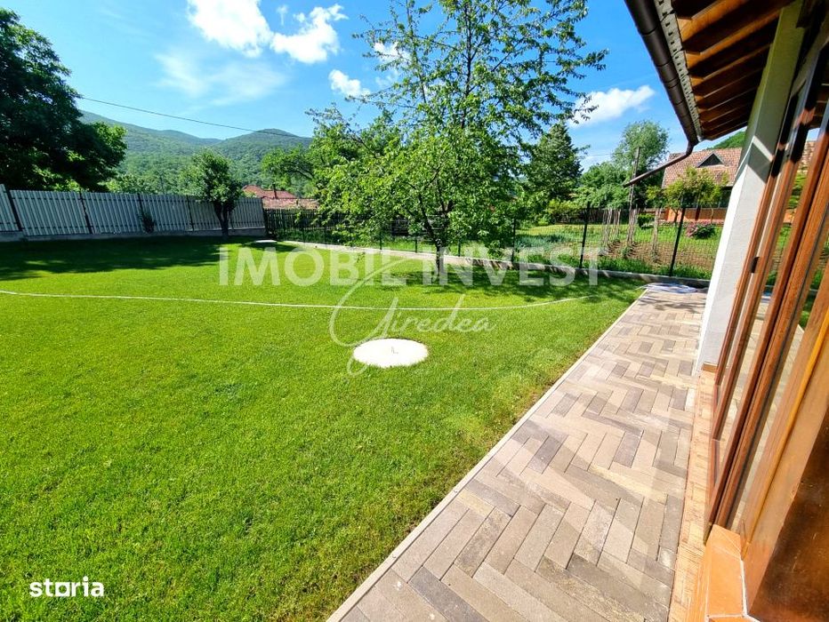 Casa si Teren Generos in Ampoita – Constructie Noua cu Autorizatie