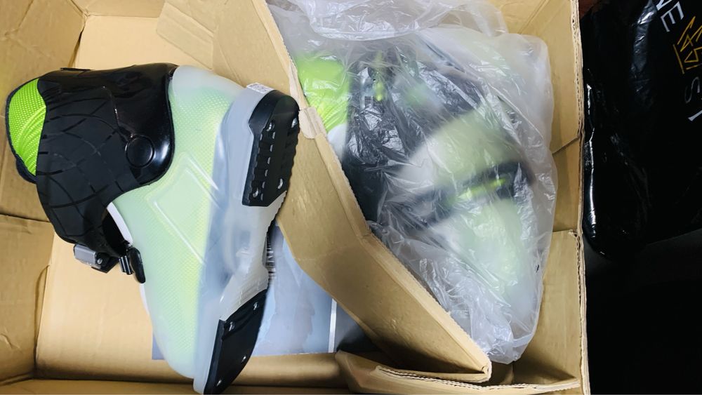 Clapari copii Atomic Dalbello-size 31