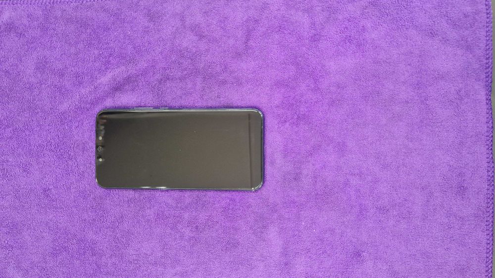 Huawei Mate 20 Lite !! Като Нов !!