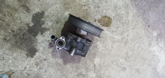 Pompa servo Audi A6 2.7, 3.0 TDI CAN, CDY-COD 4F0145156A
