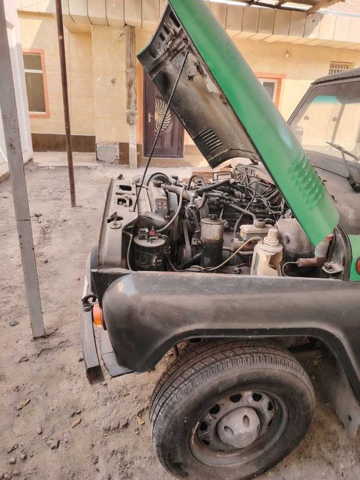 UAZ 2012-yil Metan