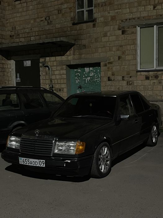 Мерседес 124 2.6 автомат
