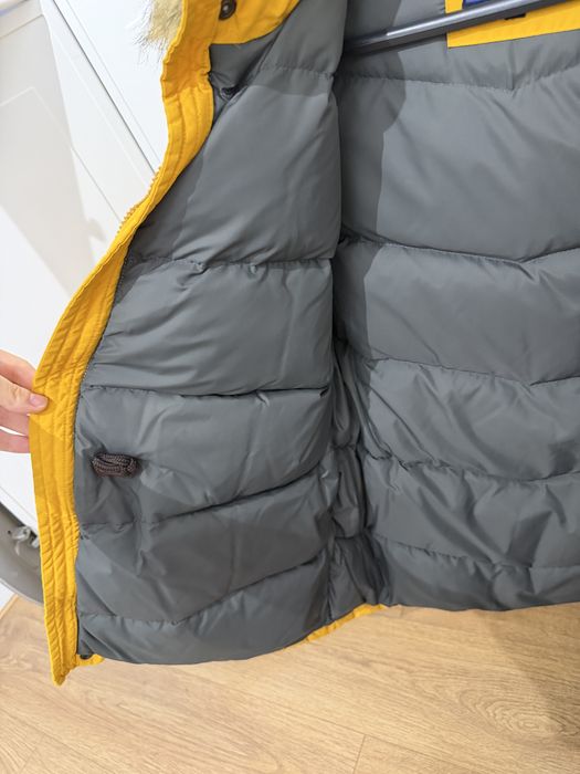 Geaca Tommy Hilfiger cu puf si pene