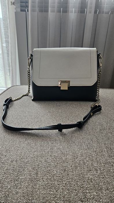 Дамска чанта в бяло и черно Масимо Зарди